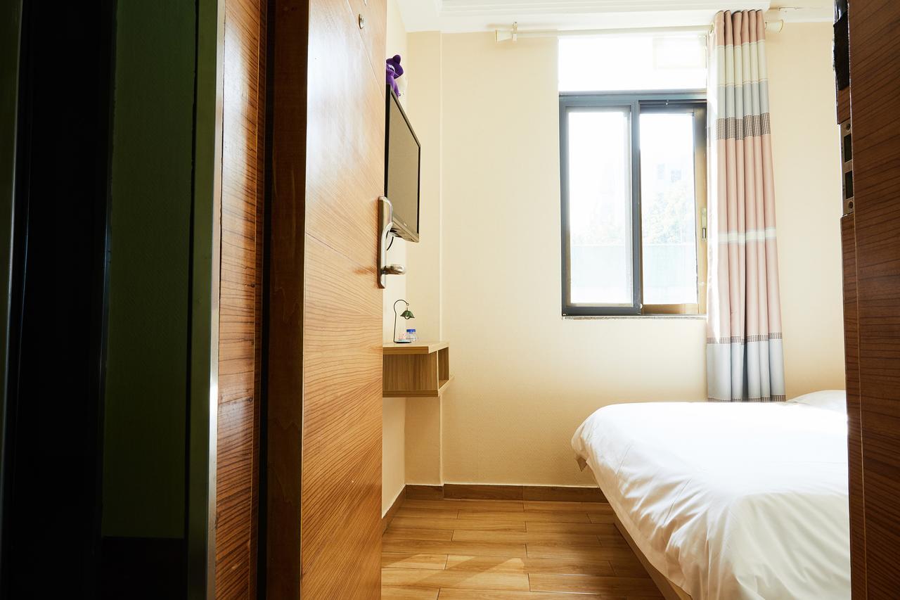 גואנגג'ואו Starry Hotel מראה חיצוני תמונה